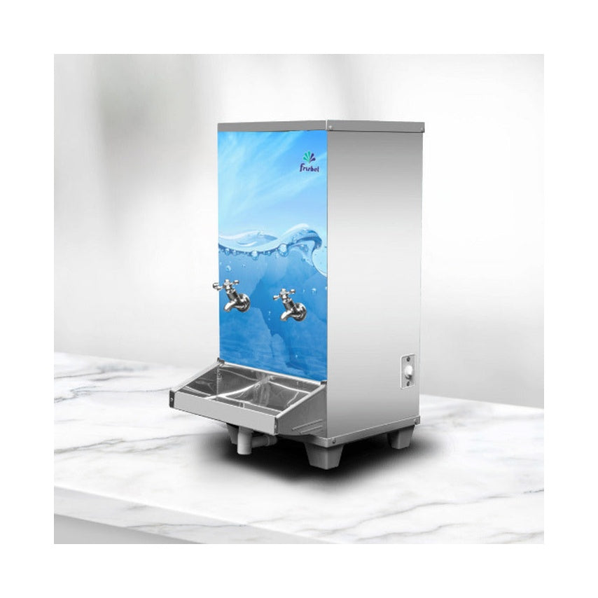 RESFRIADOR DE AGUA INDUSTRIAL 25L BAN 2T 220V FRISBEL - Vista frontal profissional